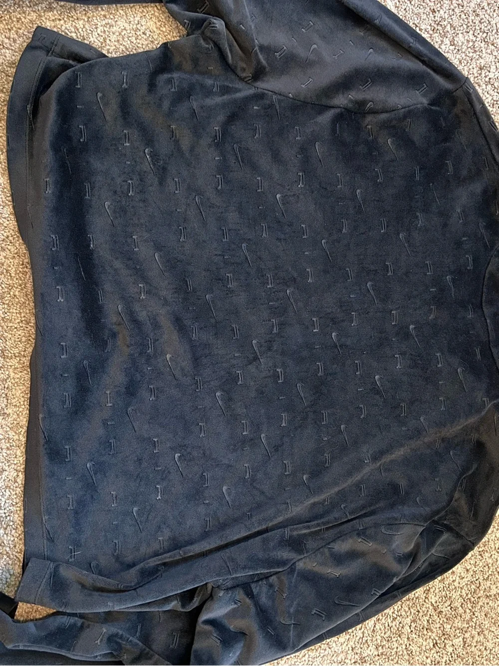 Nike Air Velour Embossed Logo 1/4 Pullover. Cropped. Sporty. EUC. SZ3X. Lounge